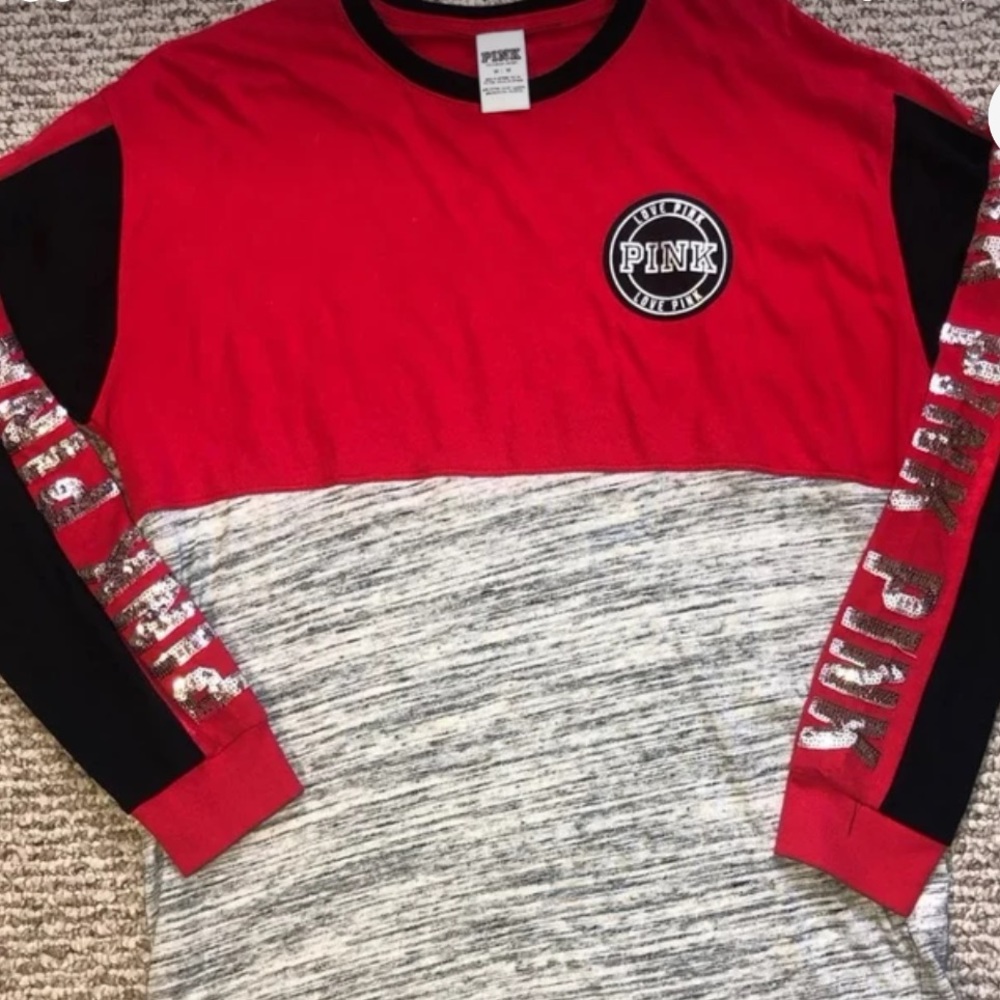 Long sleeve vs pink shirt